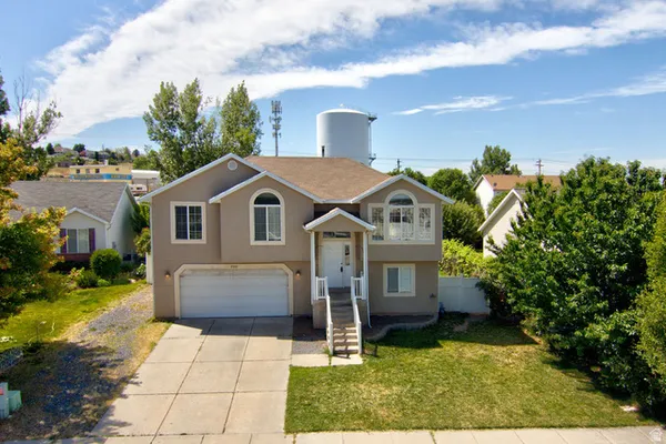 $470,000 | 2565 West 3950th Street South, Roy, UT 84067