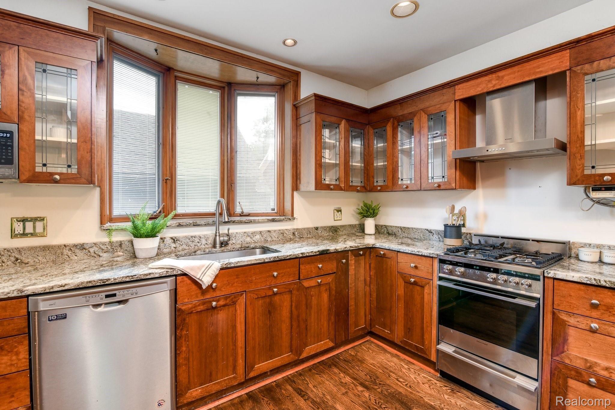 1122 Bishop Road Grosse Pointe, MI 48230 - Photo 13 of 44 Stainless steel appliances and granite countertops...