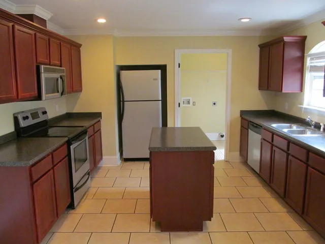 $237,900 | 137 Monroe Creek Drive, Midway, FL 32343