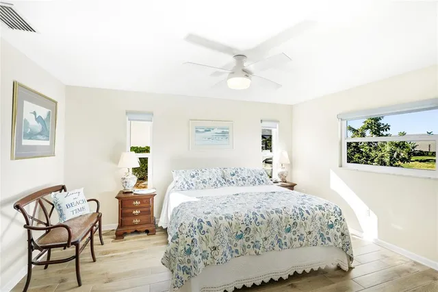 $749,900 | 5004 Coral Lake Drive, Bradenton, FL 34210