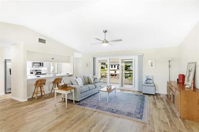 $749,900 | 5004 Coral Lake Drive, Bradenton, FL 34210