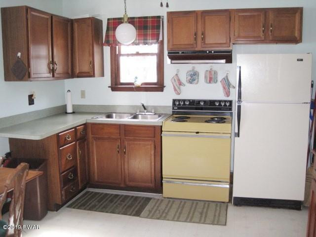152 Ridgefield Point Road Greentown, PA 18426 - Photo 12 of 22