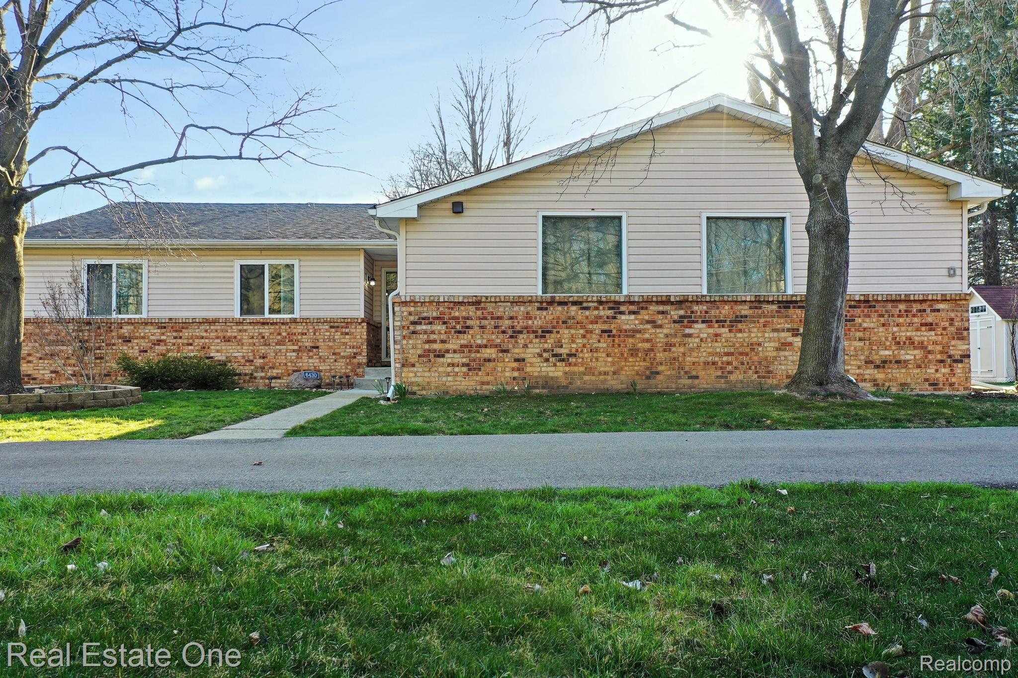 6430 Orion Road Rochester, MI 48306 - Photo 24 of 40 DJI_0831.jpg