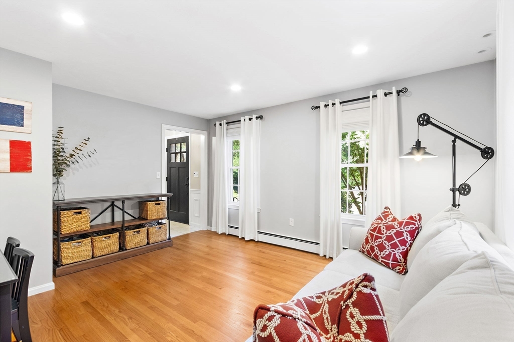 1 Castle Road Medway, MA 02053 - Photo 15 of 37