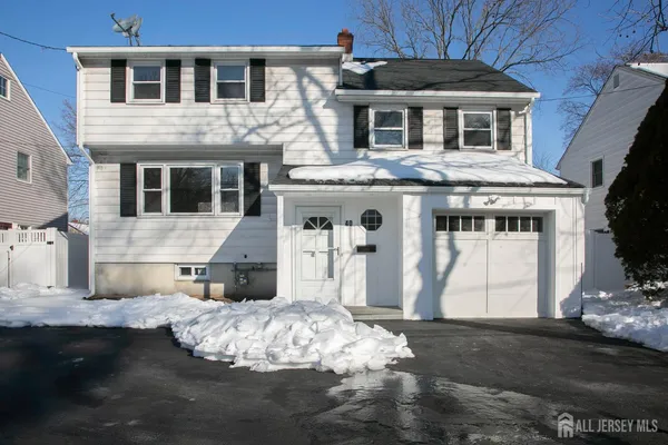 $4,725 | 40 Essex Avenue, Metuchen, NJ 08840