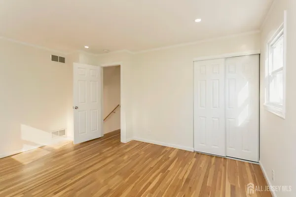 $4,725 | 40 Essex Avenue, Metuchen, NJ 08840