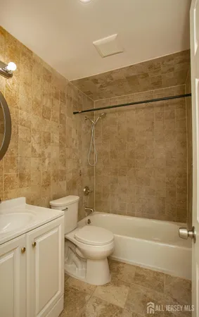 $4,725 | 40 Essex Avenue, Metuchen, NJ 08840