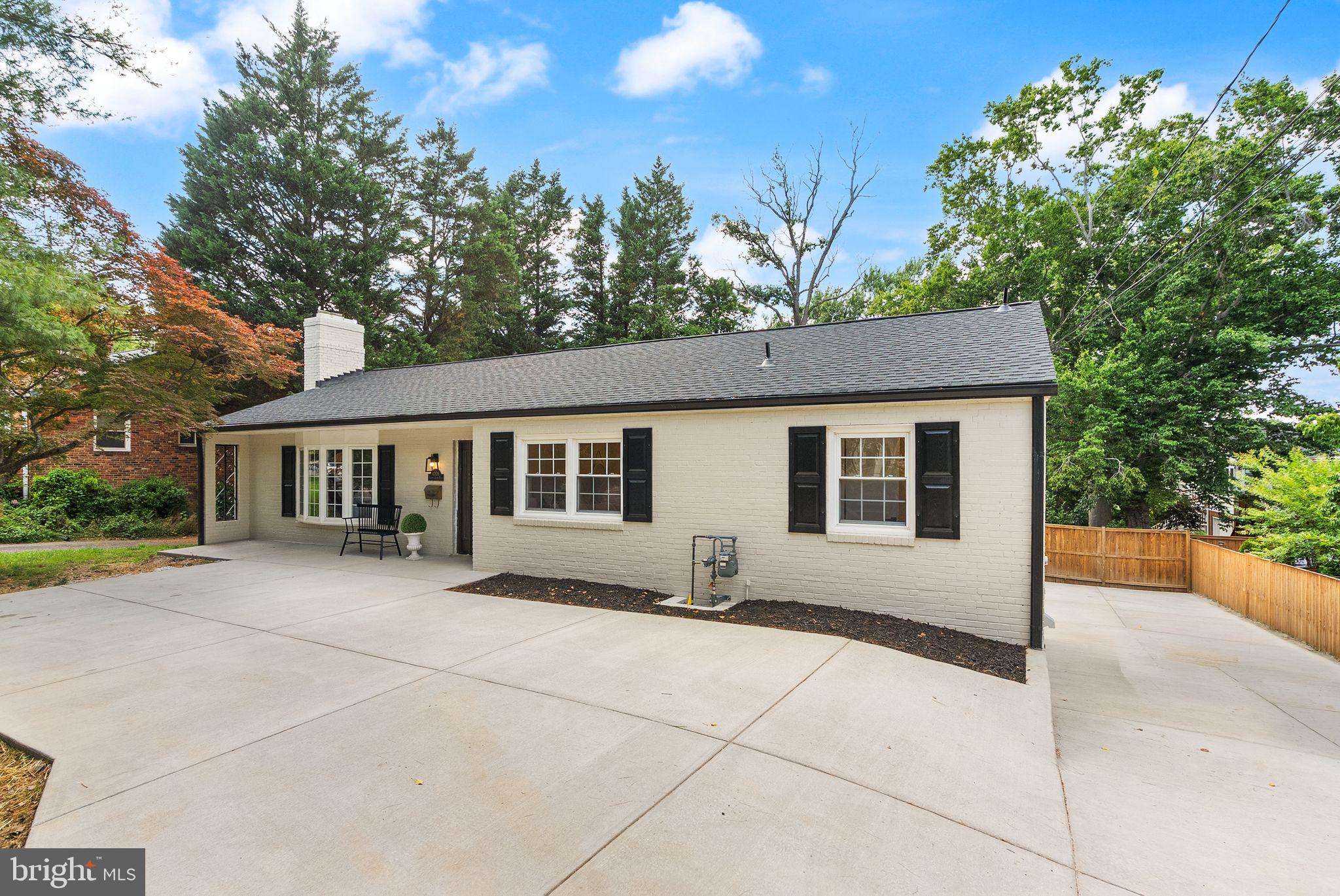 4006 North Glebe Road Arlington, VA 22207 - Photo 1 of 72