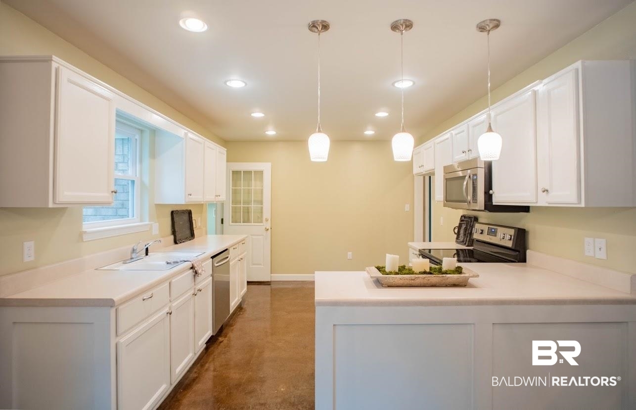 22076 Pecan Loop Silverhill, AL 36576 - Photo 8 of 24