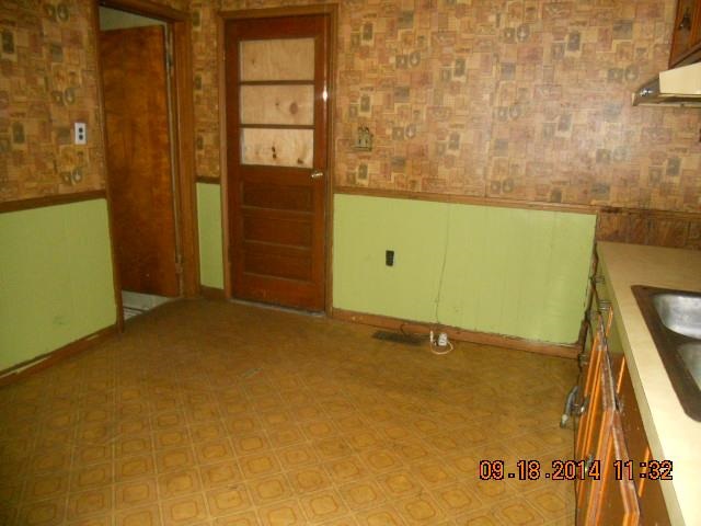 609 Covert Avenue Evansville, IN 47713 - Photo 5 of 10