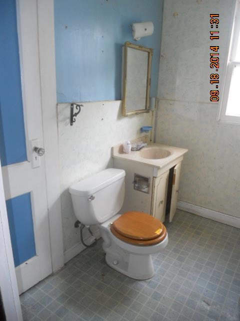 609 Covert Avenue Evansville, IN 47713 - Photo 8 of 10