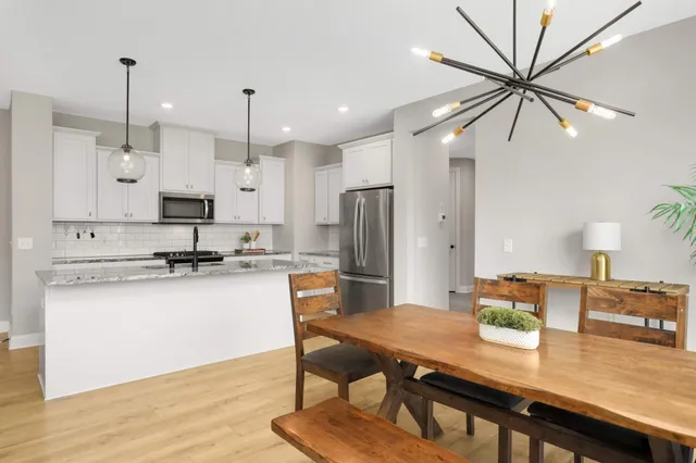 $599,000 | 10732 39th Street North, Lake Elmo, MN 55042