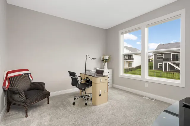 $599,000 | 10732 39th Street North, Lake Elmo, MN 55042