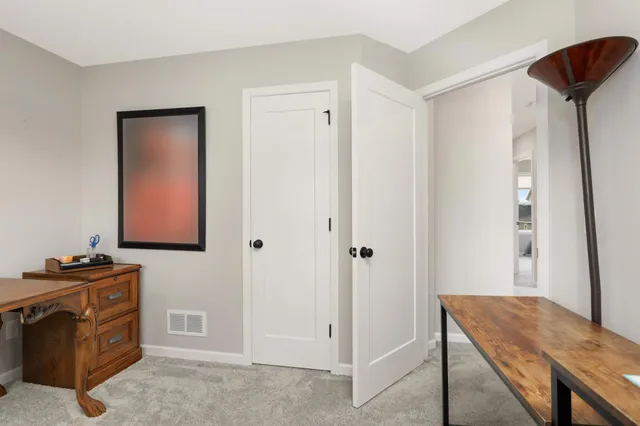 $599,000 | 10732 39th Street North, Lake Elmo, MN 55042