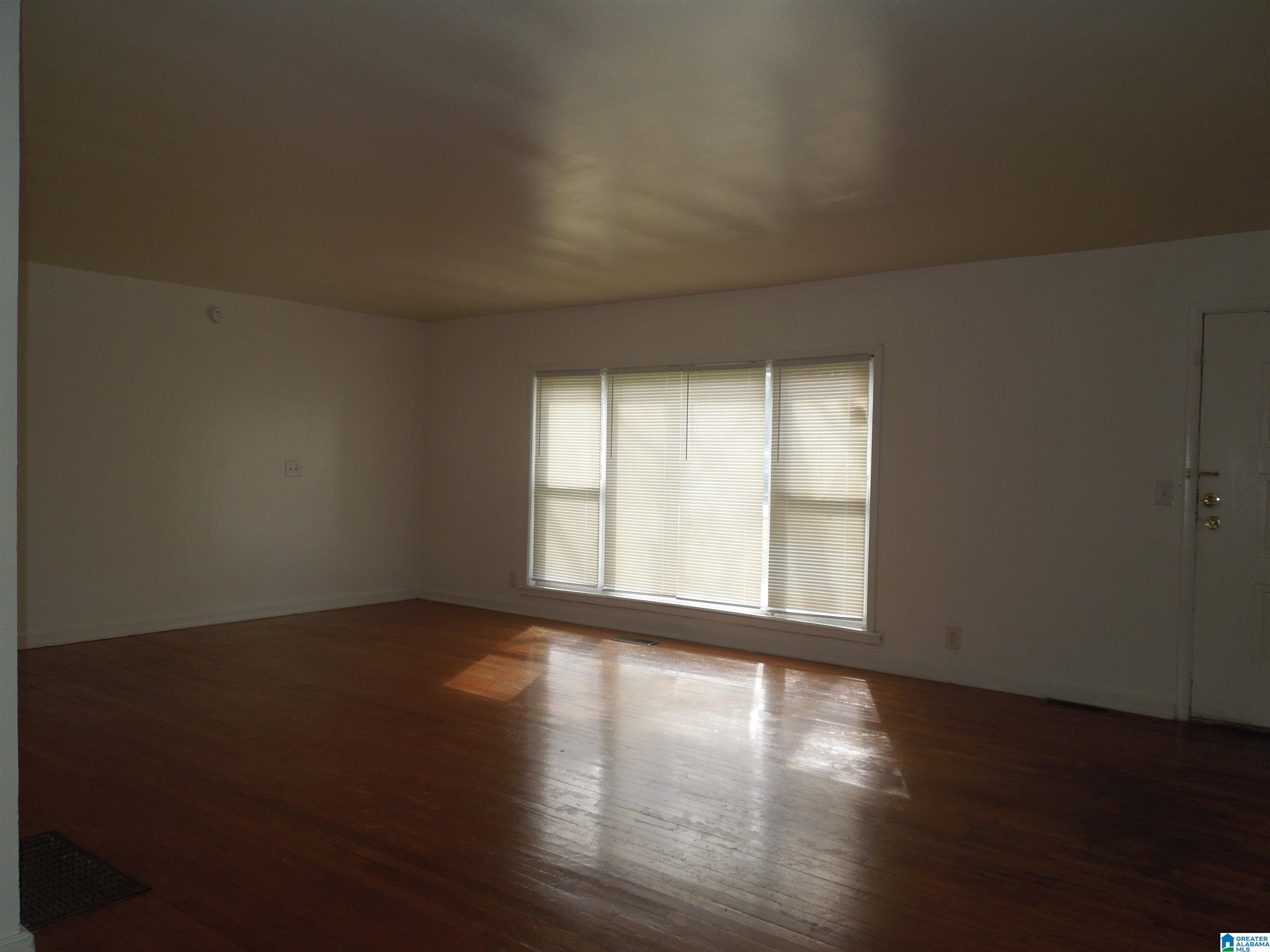 5602 10th Street South Bessemer, AL 35020 - Photo 11 of 30