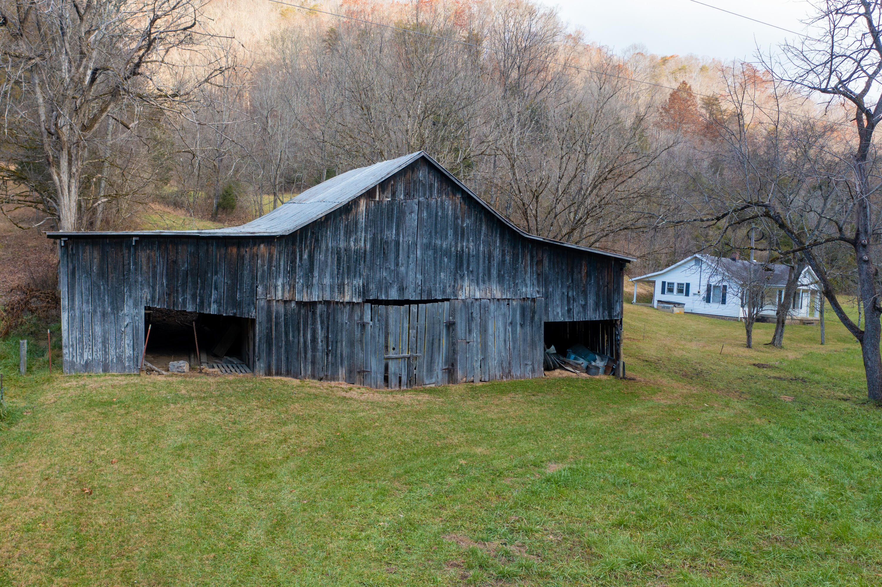 1258 England Valley Road Duffield, VA 24244 - Photo 27 of 41 Fairview-26