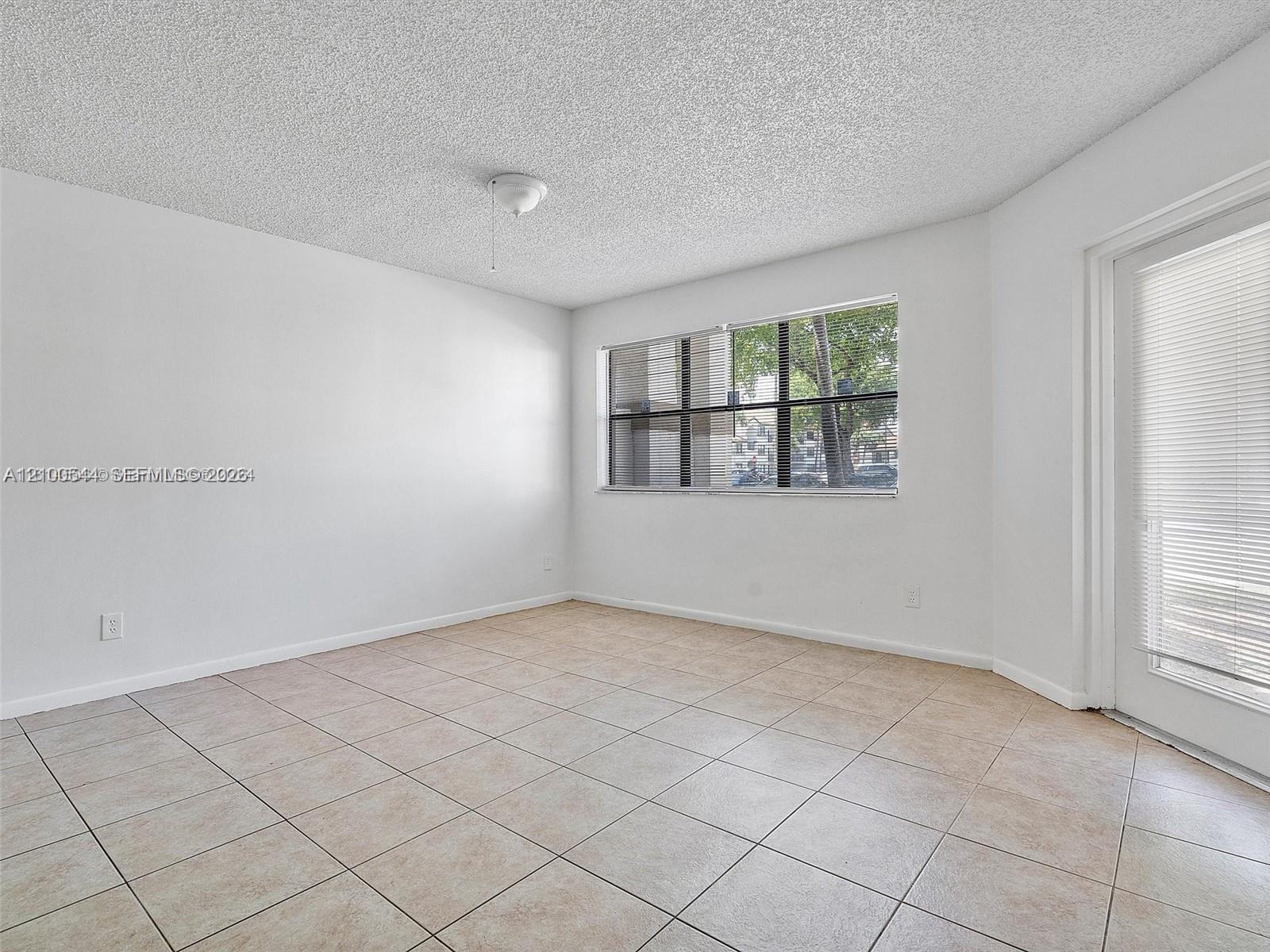620 South Park Road Hollywood, FL 33021 - Photo 13 of 19 Gallery Image 13