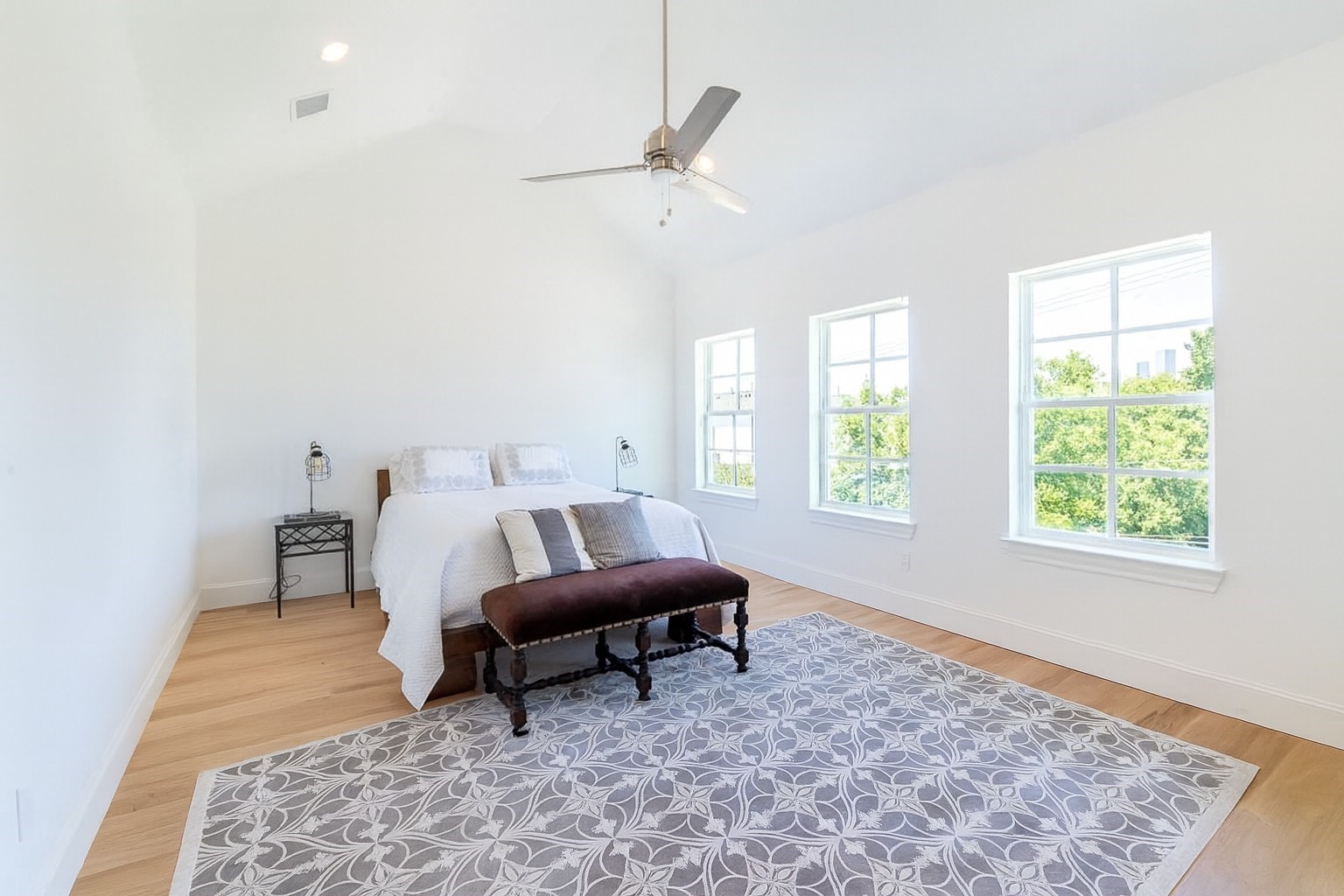802 Cage Street Houston, TX 77020 - Photo 13 of 15 a living room with furniture and a rug