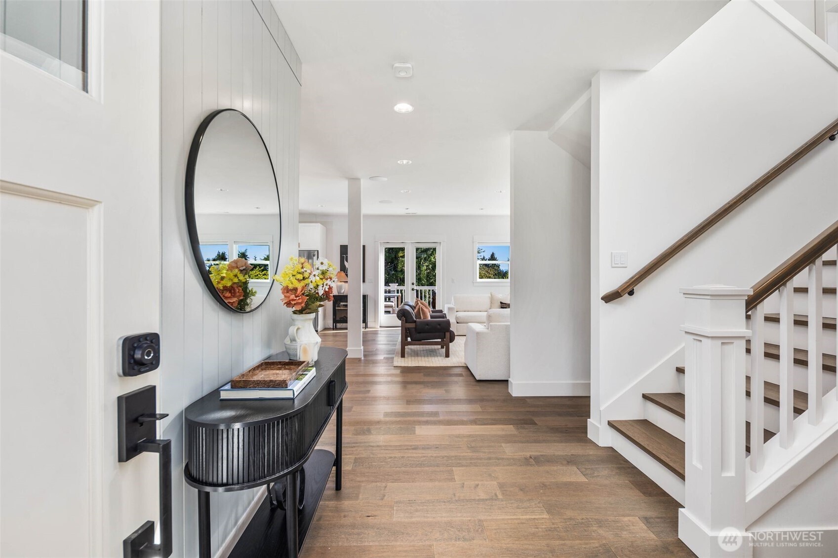 8912 17th Avenue Northeast Seattle, WA 98115 - Photo 2 of 40