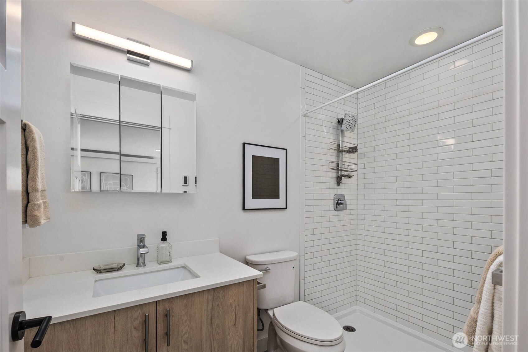 8912 17th Avenue Northeast Seattle, WA 98115 - Photo 36 of 40