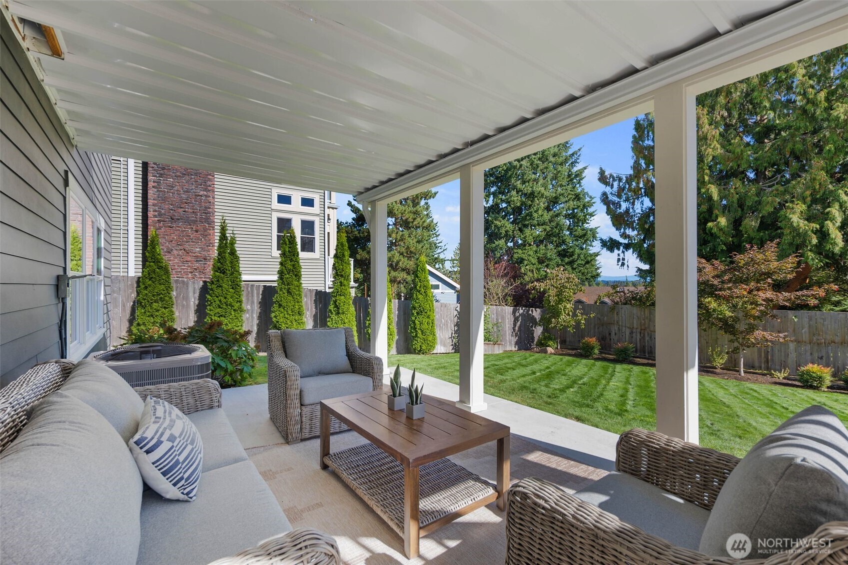 8912 17th Avenue Northeast Seattle, WA 98115 - Photo 37 of 40