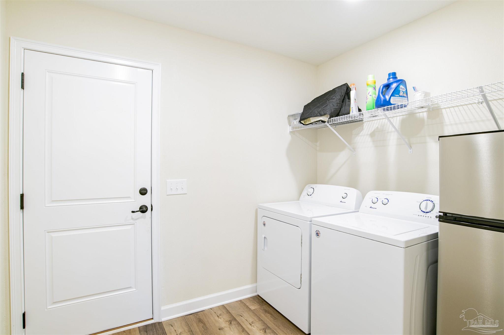 10512 Lyttleton Loop Lillian, AL 36549 - Photo 29 of 41 Spacious laundry!