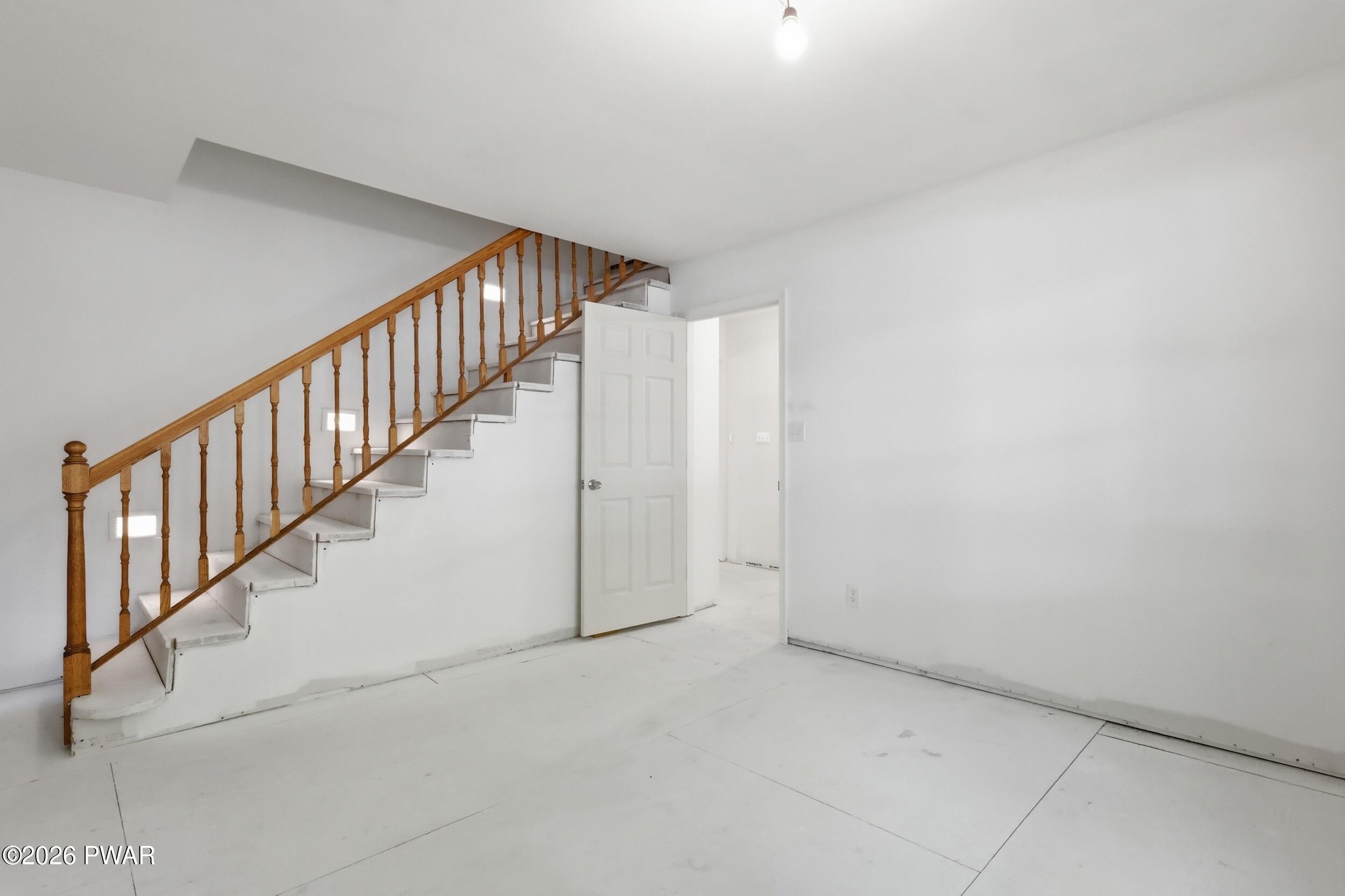 139 Huckleberry Road Newfoundland, PA 18445 - Photo 15 of 37