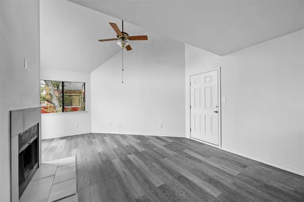 $1,300 | 9825 Walnut Street, Unit 206, Dallas, TX 75243