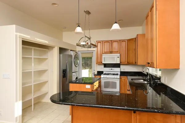 $4,000,000 | 210 Napoko Place, Kula, HI 96790