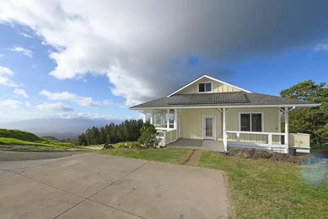 $4,000,000 | 210 Napoko Place, Kula, HI 96790