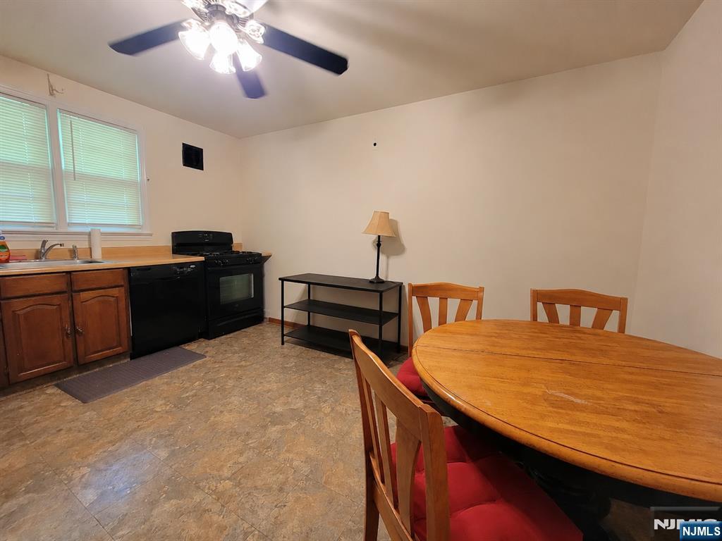 33 North Maple Avenue, Unit 1 LEFT Park Ridge, NJ 07656 - Photo 15 of 20