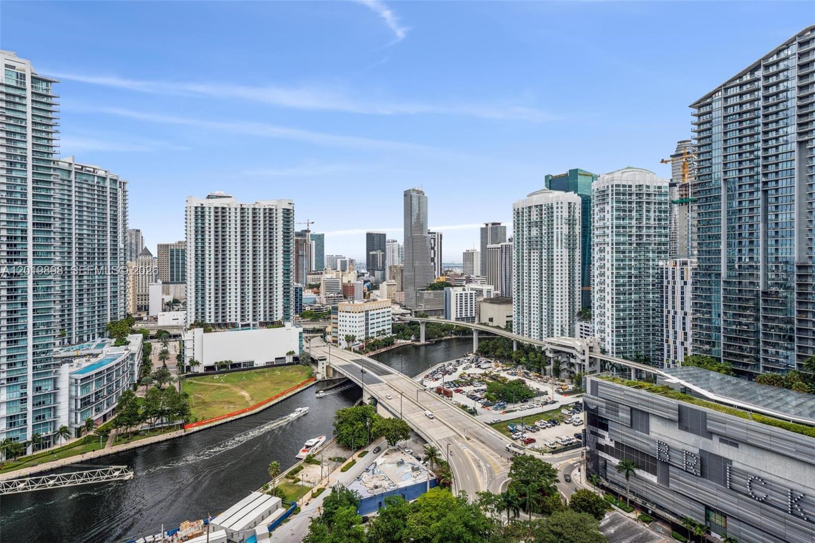 88 Southwest 7th Street, Unit 2111 Miami, FL 33130 - Photo 29 of 30