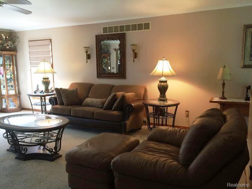 9478 Parshallville Road Fenton, MI 48430 - Photo 13 of 39