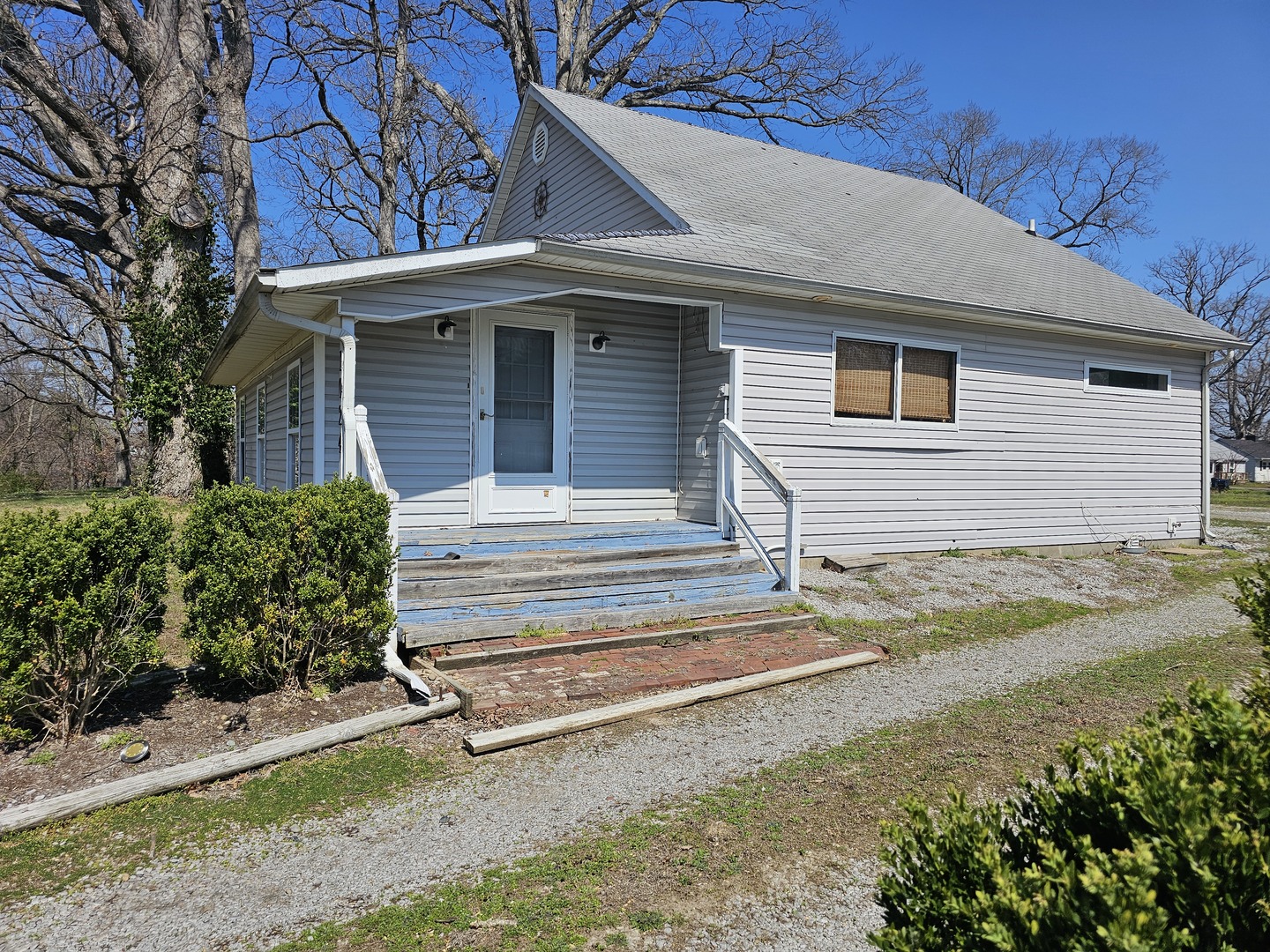 1024 Tolle Road Mount Vernon, IL 62864 - Photo 3 of 24