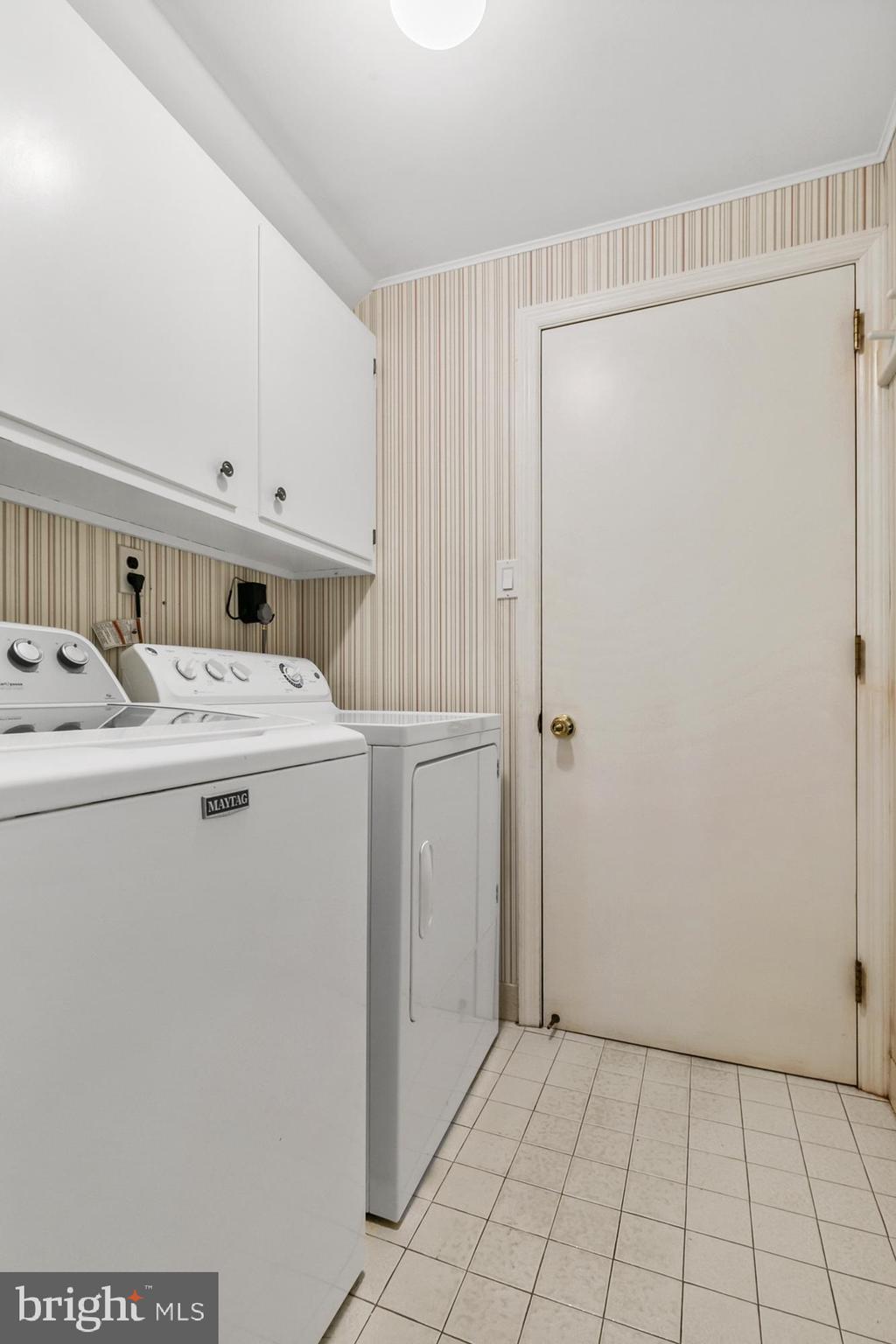 105 Farmington Road Cherry Hill, NJ 08034 - Photo 19 of 36