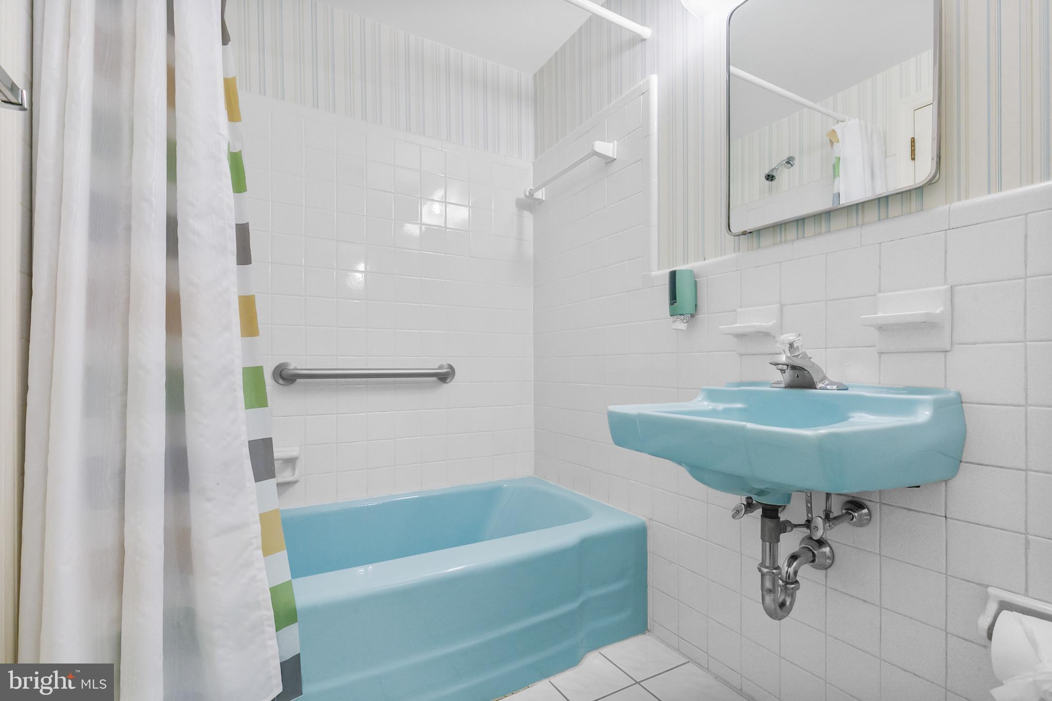 105 Farmington Road Cherry Hill, NJ 08034 - Photo 23 of 36