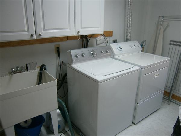 348 Maple Street Danvers, MA 01923 - Photo 21 of 24 Gallery Image 21