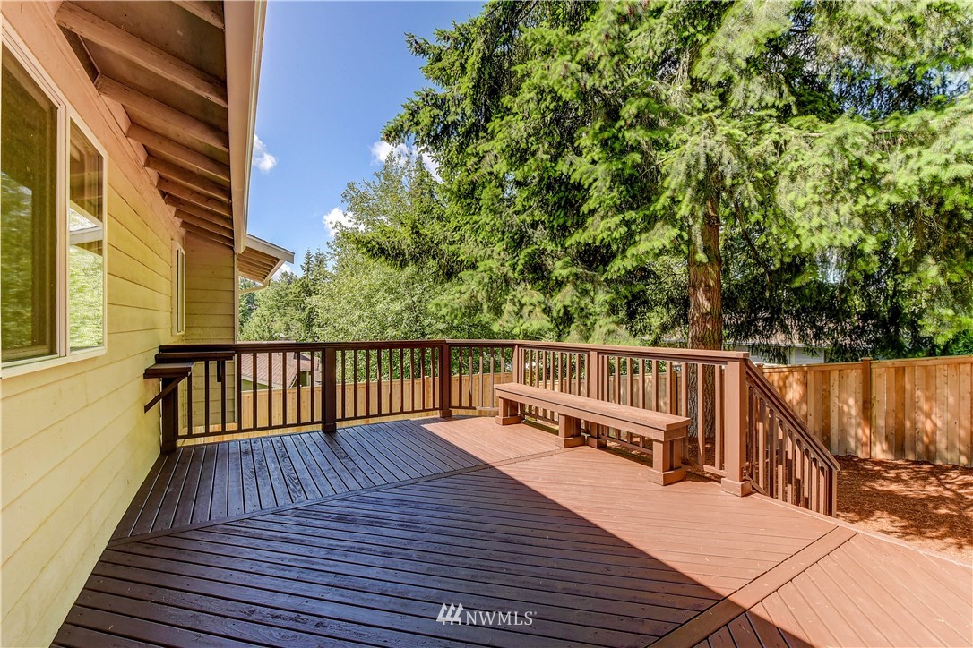 21828 Meridian Avenue South Bothell, WA 98021 - Photo 9 of 31 a view of balcony with wooden floor and fence