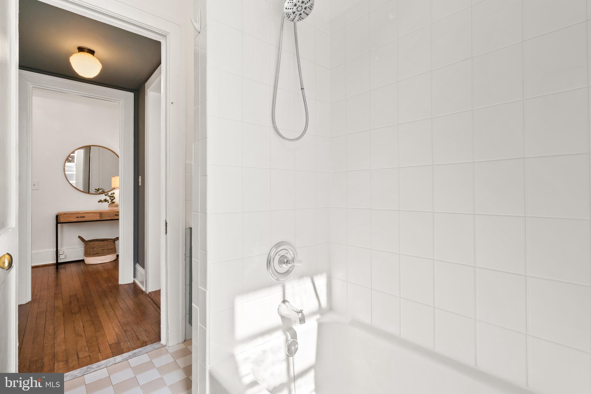 3039 Macomb Street Northwest, Unit 23 Washington, DC 20008 - Photo 30 of 45 Shower