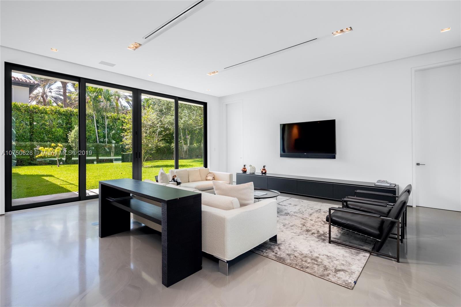 8750 Ponce De Leon Road Miami, FL 33143 - Photo 12 of 43