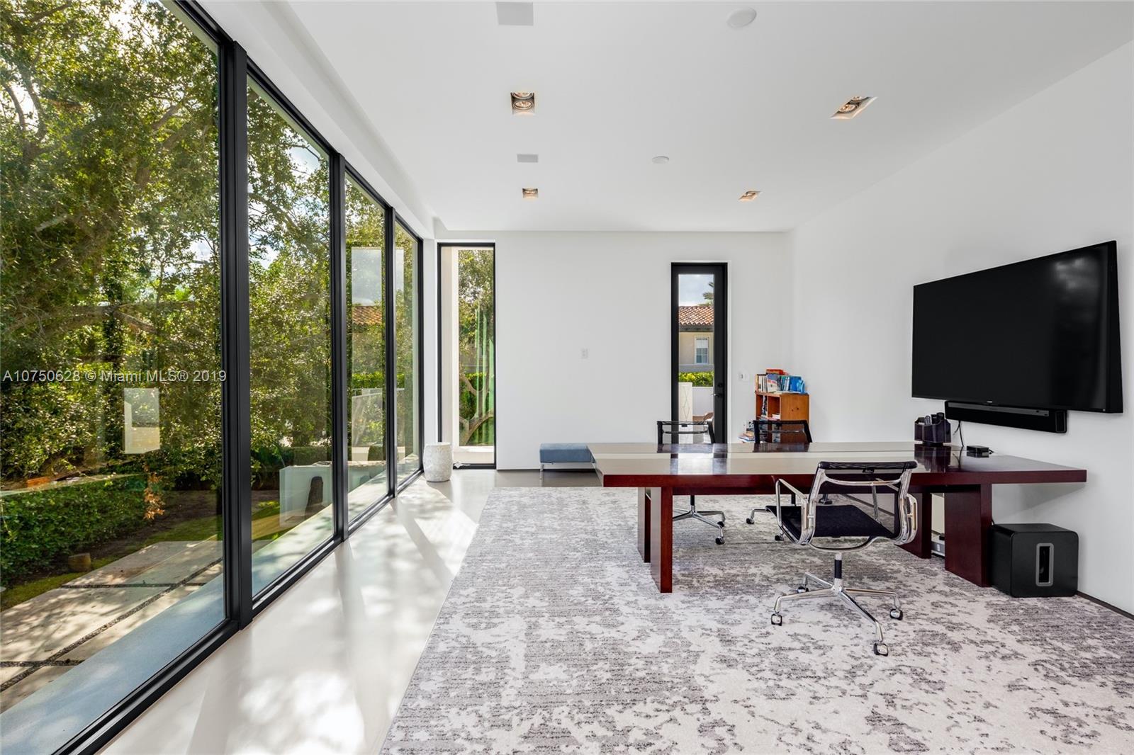 8750 Ponce De Leon Road Miami, FL 33143 - Photo 23 of 43