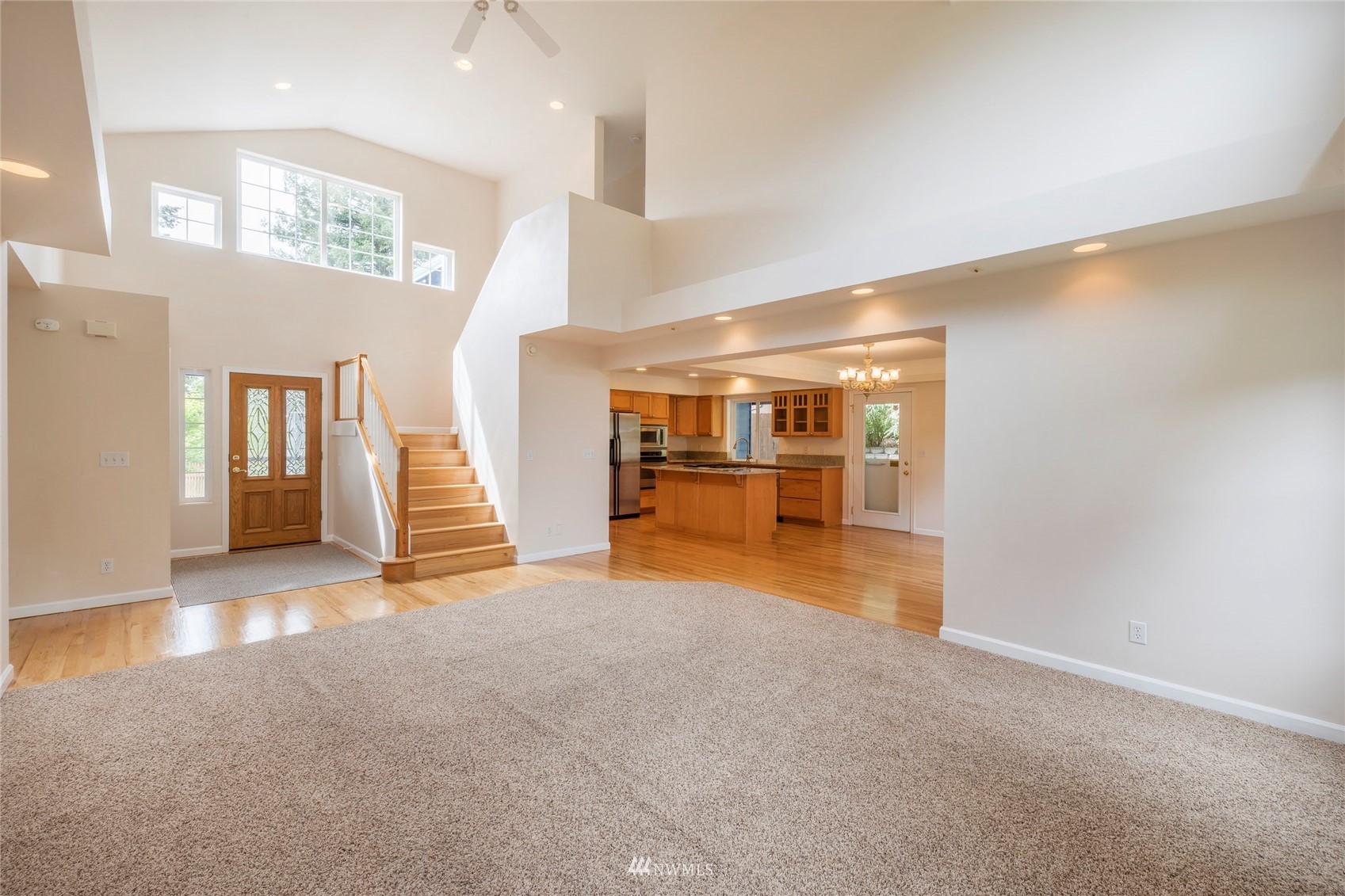 2802 Tracyton Beach Road Northwest Bremerton, WA 98310 - Photo 4 of 40
