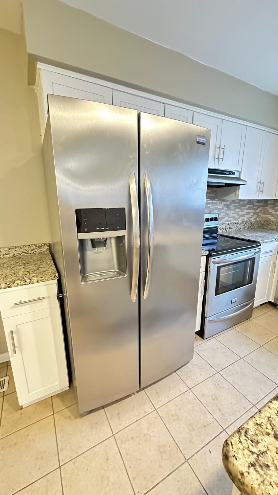 2665 Peterboro Road West Bloomfield, MI 48323 - Photo 40 of 54 WhatsApp Image 2026-04-19 at 2.44.15 PM