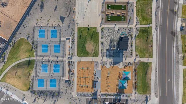 a view of a tennis court