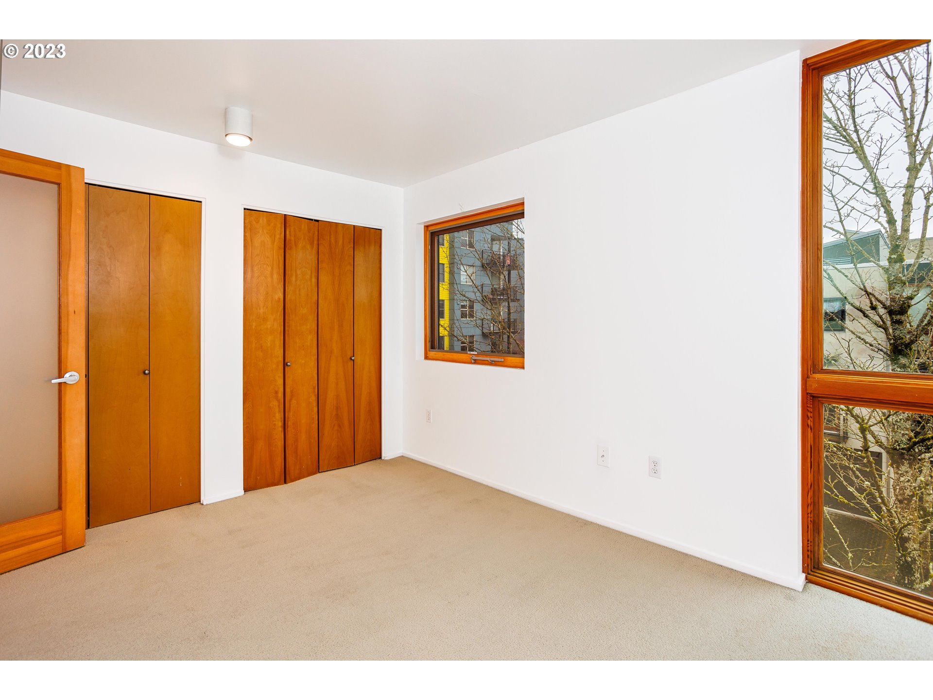5834 Northeast Center Commons Way Portland, OR 97213 - Photo 13 of 20 Gallery Image 13