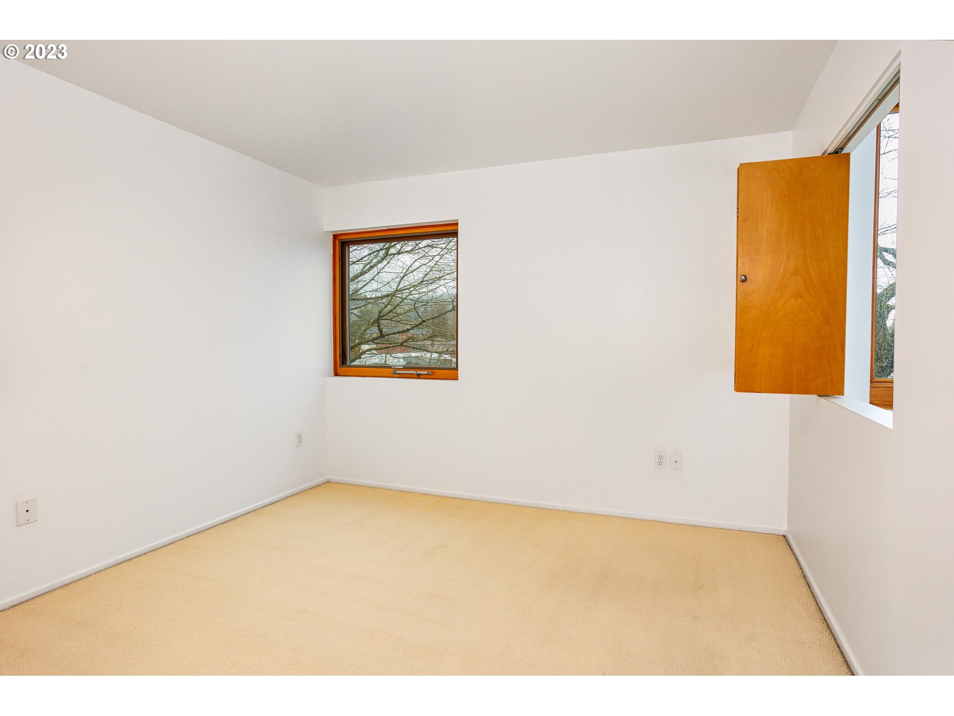 5834 Northeast Center Commons Way Portland, OR 97213 - Photo 16 of 20 Gallery Image 16
