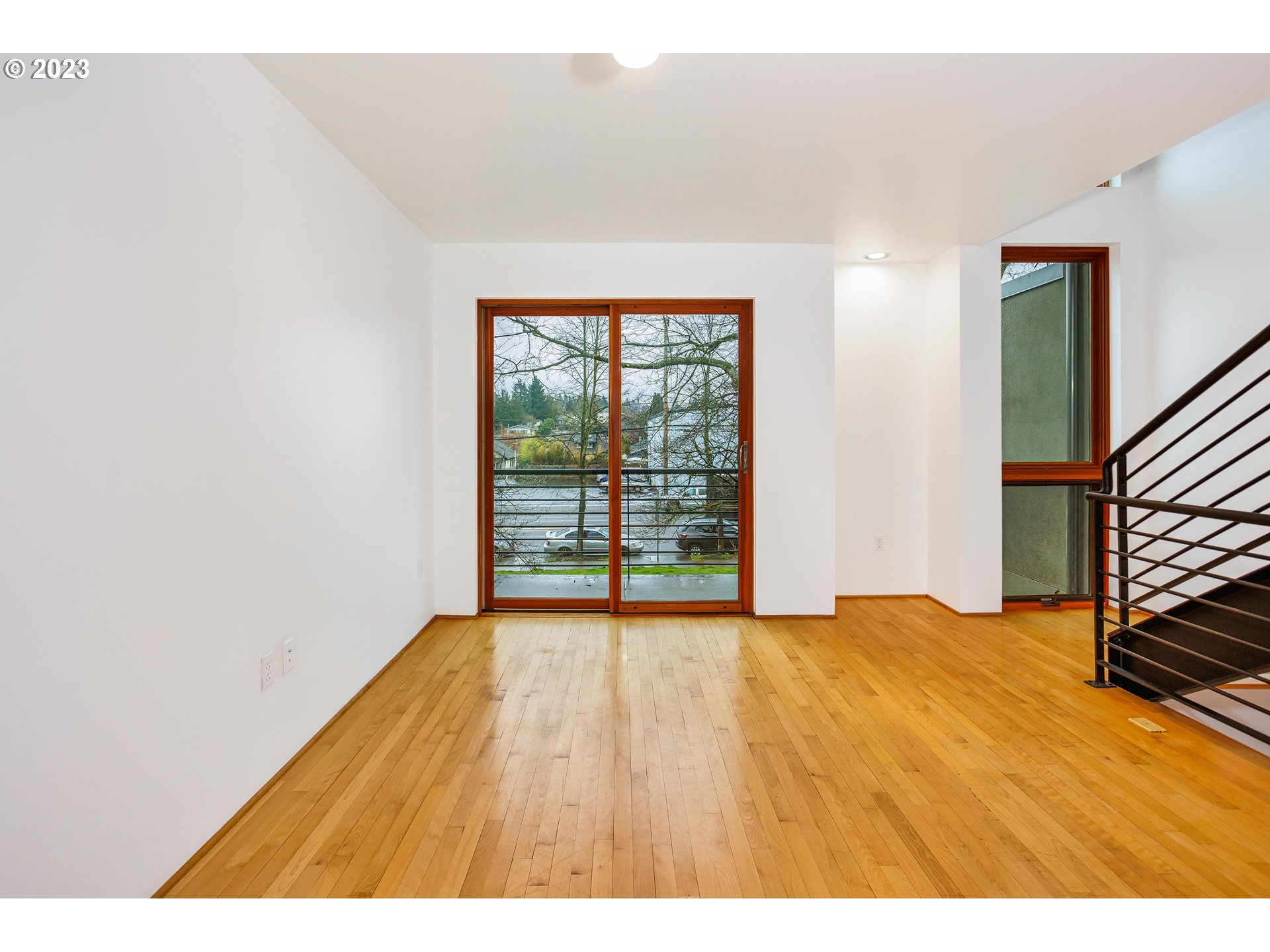 5834 Northeast Center Commons Way Portland, OR 97213 - Photo 9 of 20 Gallery Image 9