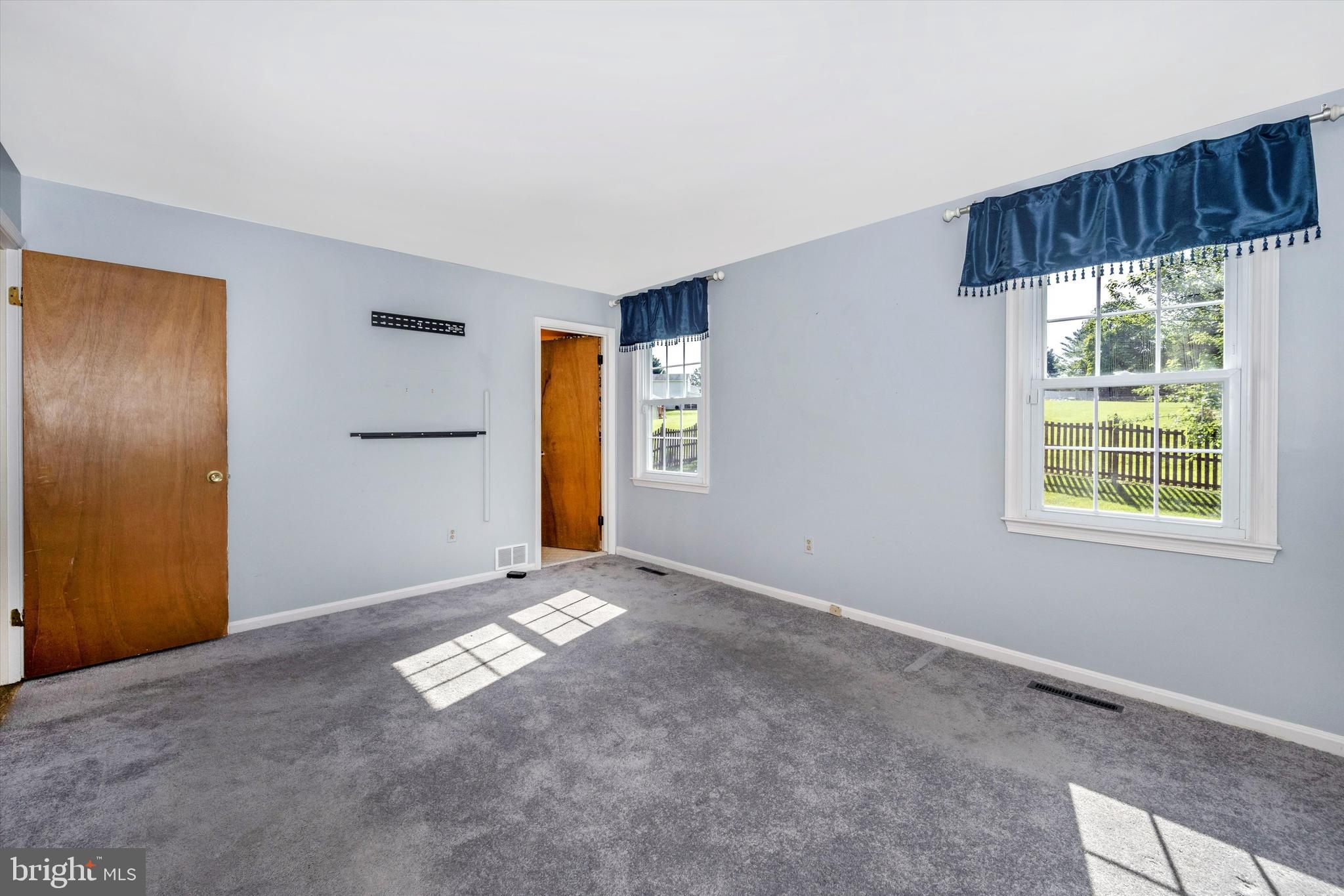 6402 Craigmont Road Baltimore, MD 21207 - Photo 12 of 36