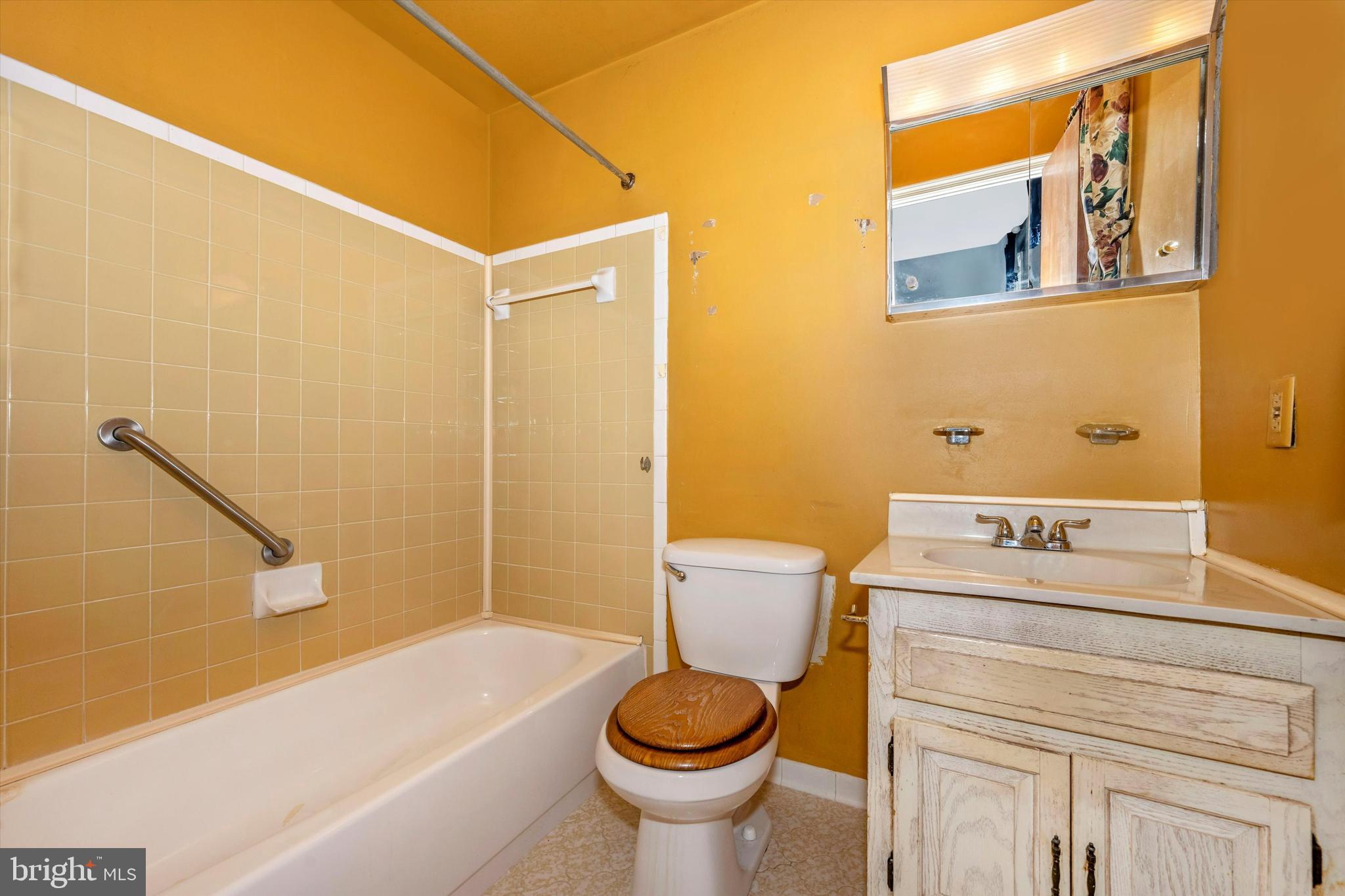 6402 Craigmont Road Baltimore, MD 21207 - Photo 14 of 36