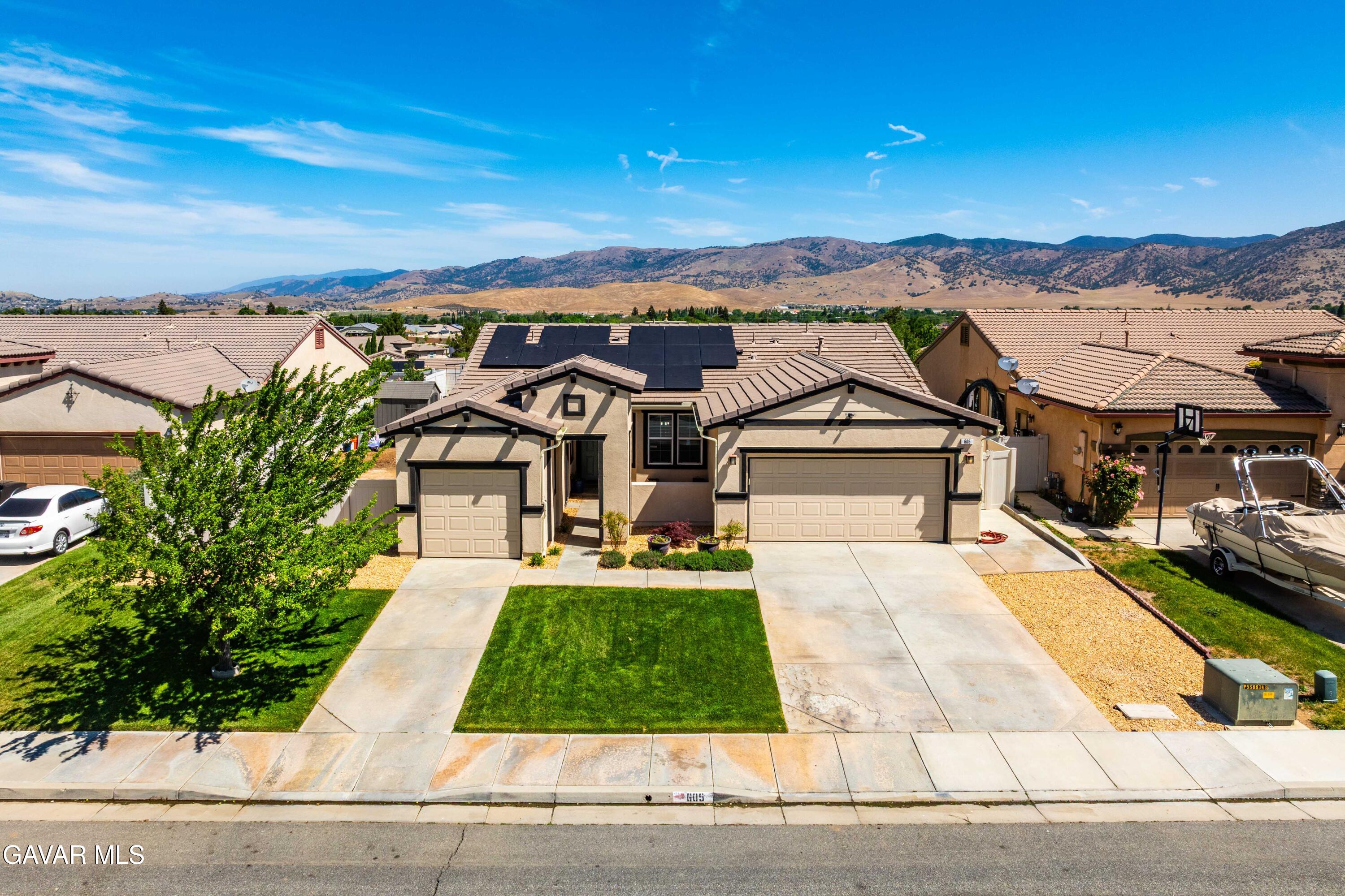 605 Orchard Parkway Tehachapi, CA 93561 - Photo 2 of 45 Orchard-02